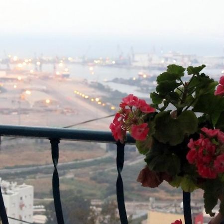 The Artist'S House Overlooking The Bay Of Haifa Esterno foto