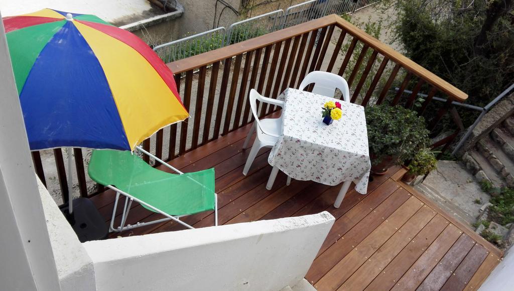 The Artist'S House Overlooking The Bay Of Haifa Esterno foto