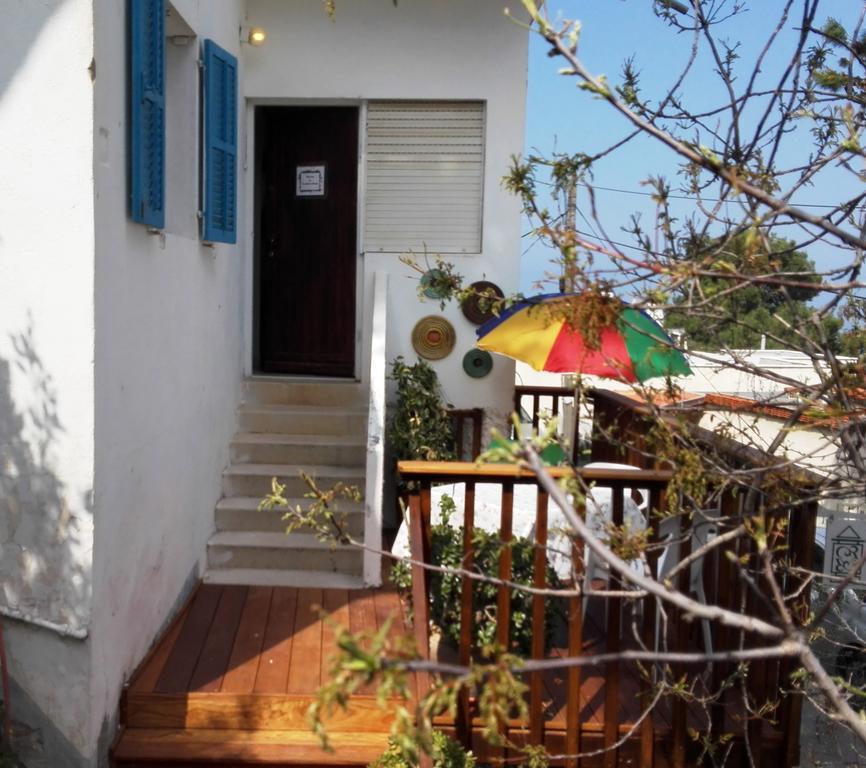 The Artist'S House Overlooking The Bay Of Haifa Esterno foto